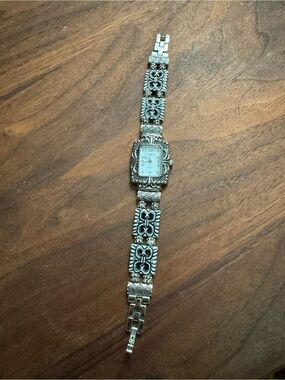 Vintage LA Express Silvertoned Beaded Filigree Women’s Watch *Untested * *READ*